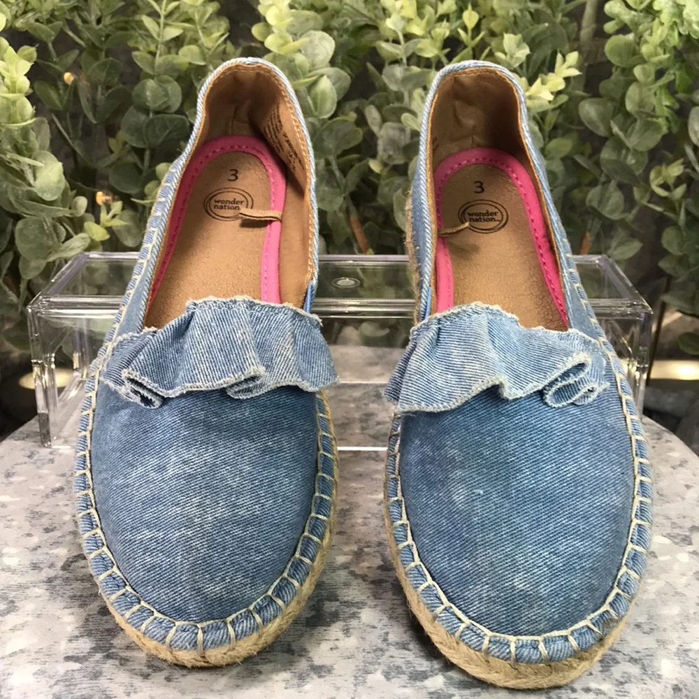 Wonder Nation Blue Jean Ruffle Top Espadrille Flats Girls 3 💙Gently Pre-Loved💙